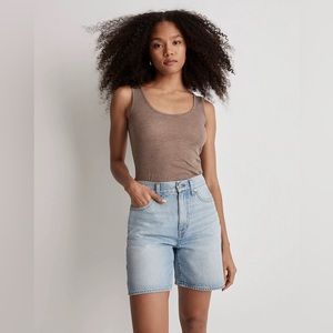 NWT Madewell Baggy Jean Shorts in Bessemund Wash, size 28